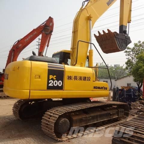 Komatsu pc200-7 Excavatoare pe șenile
