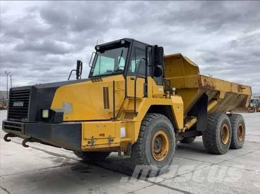 Komatsu HM 300 Transportoare articulate