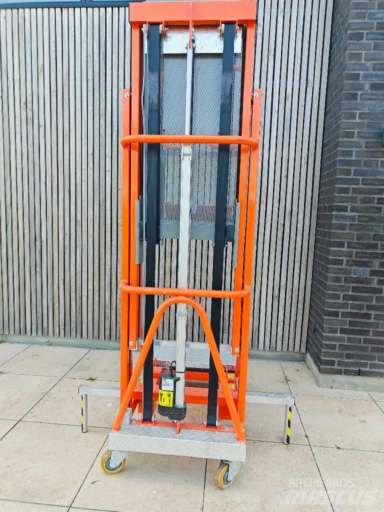  Lock Hard LUPLIFT 5 Platforme aeriene manevrabile