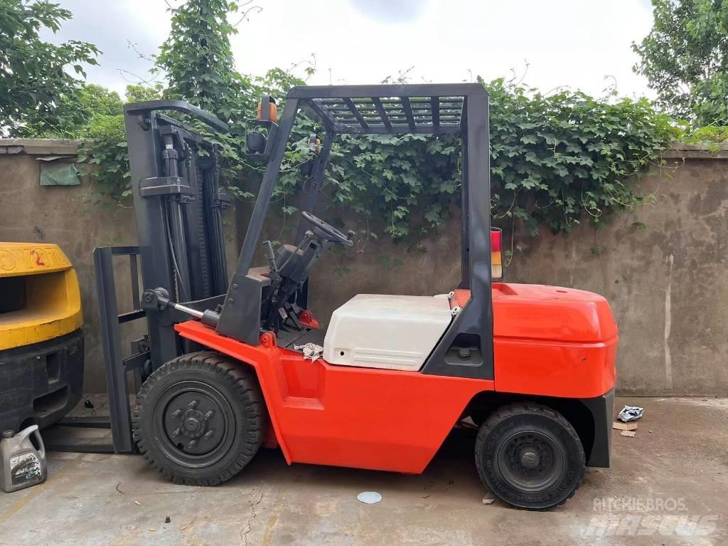 Heli 3 Ton Stivuitor diesel