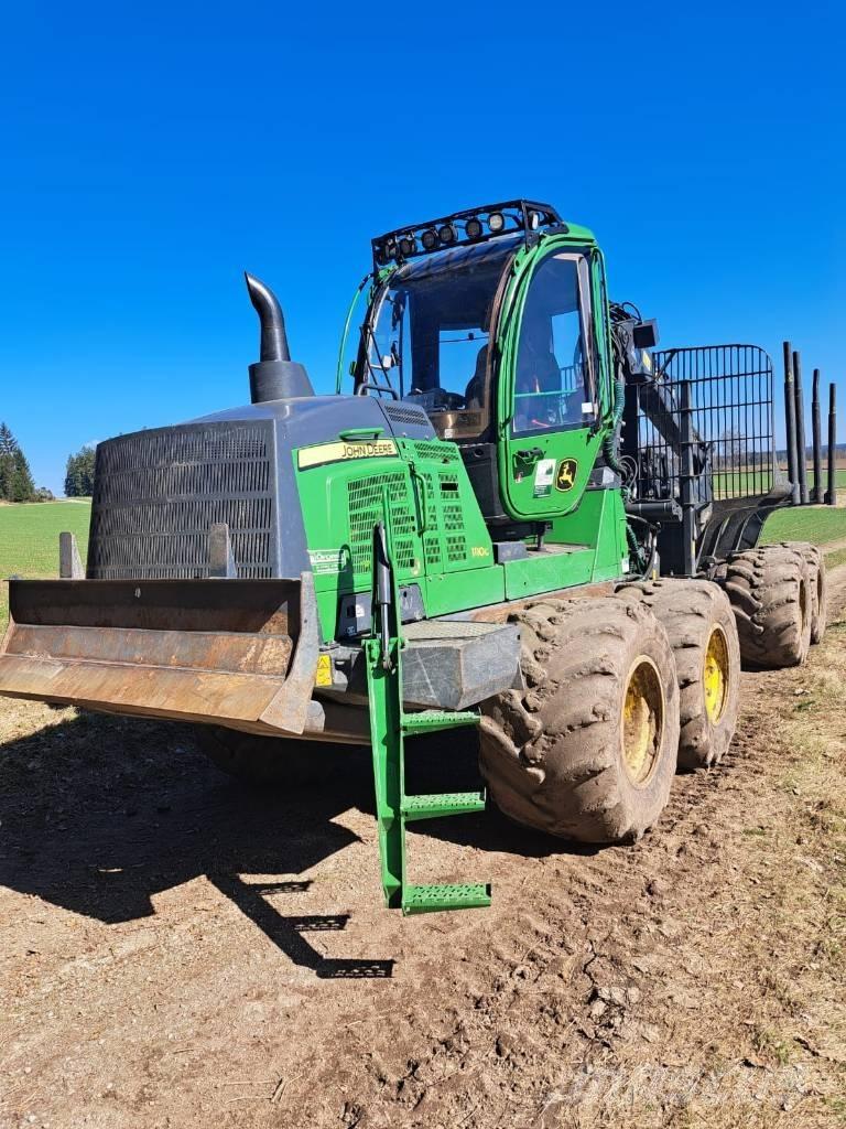John Deere 1110 G Transportoare