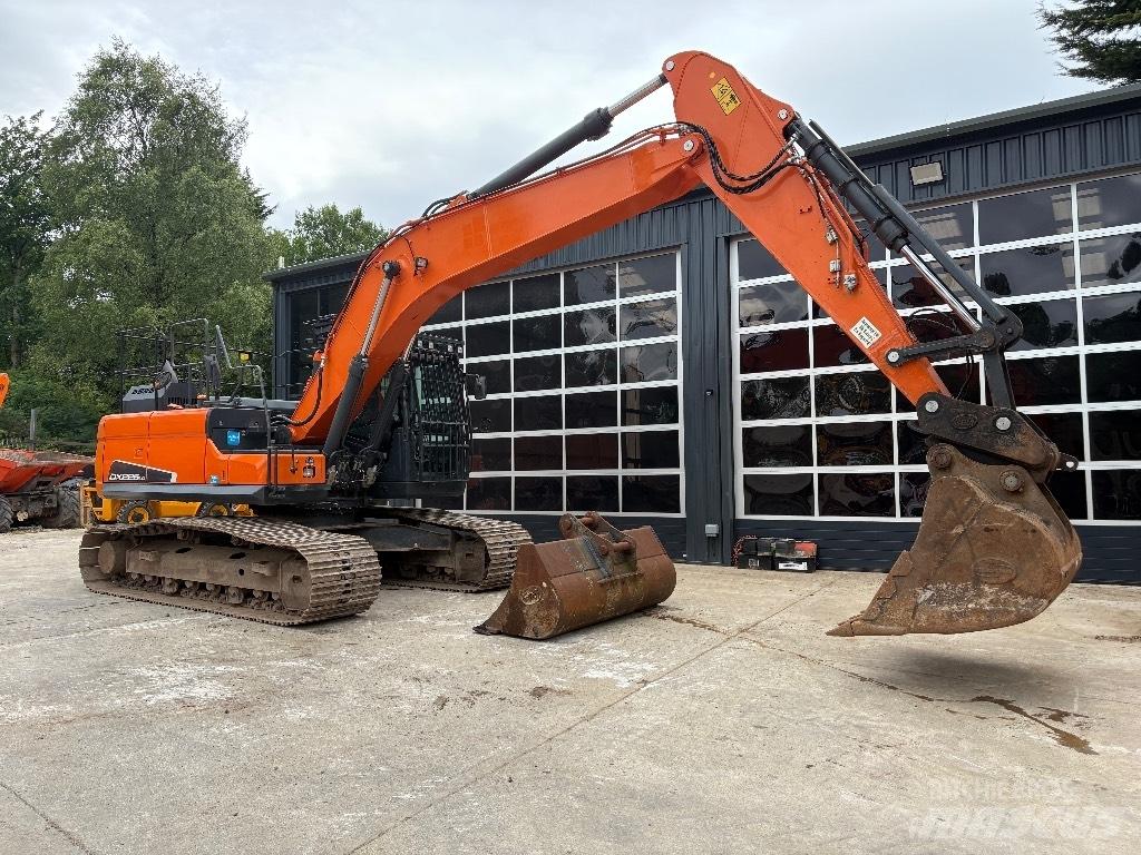 Doosan DX 225 LC-5 Excavatoare pe șenile
