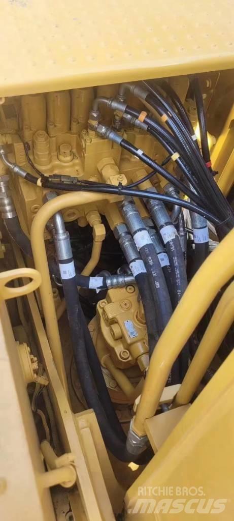 CAT 313D2GC Excavatoare pe șenile
