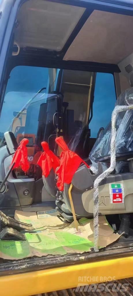 CAT 313D2GC Excavatoare pe șenile
