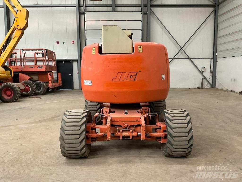 JLG 450 AJ Nacele cu brat articulat