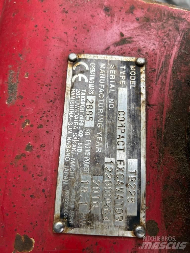 Takeuchi TB 228 Mini excavatoare < 7t