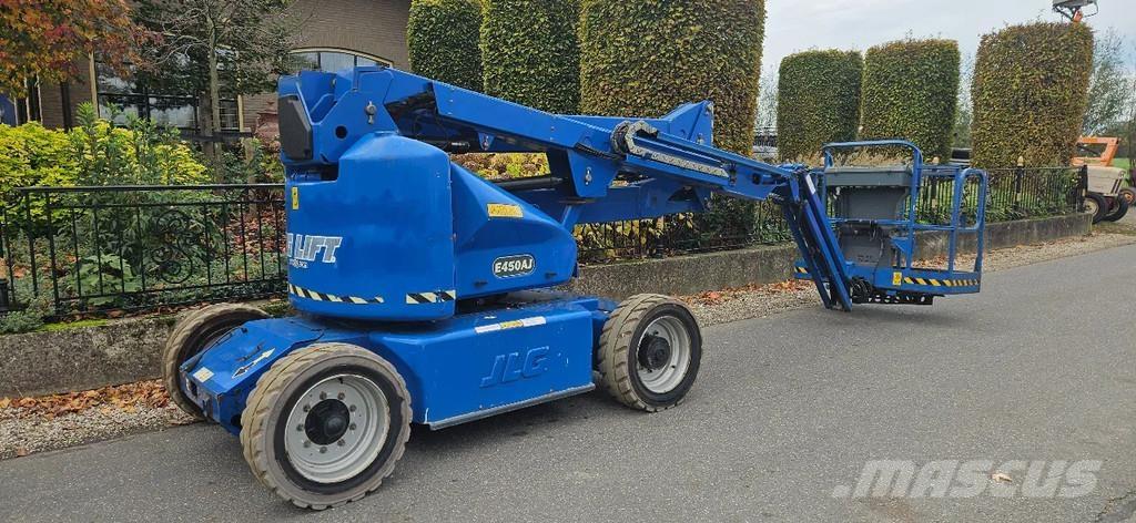 JLG E450aj Nacele cu brat articulat