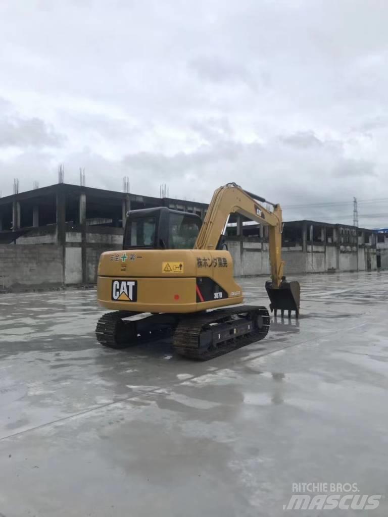 CAT 307 D Excavatoare 7t - 12t