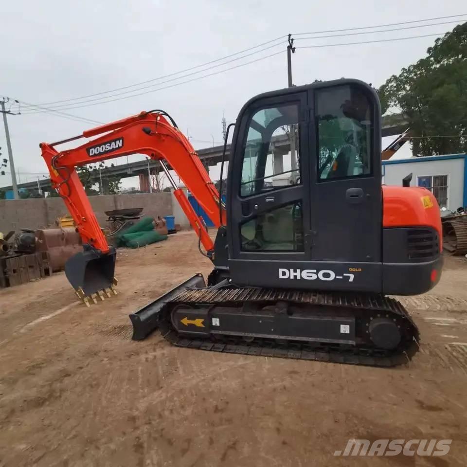 Doosan DH60-7 Mini excavatoare < 7t