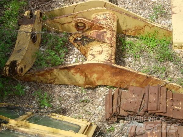CAT 943 Alte componente