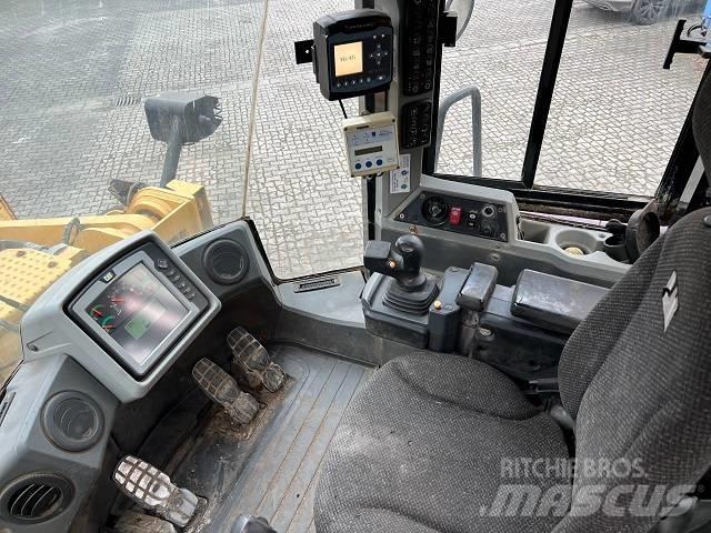 CAT 966 K Incarcator pe pneuri