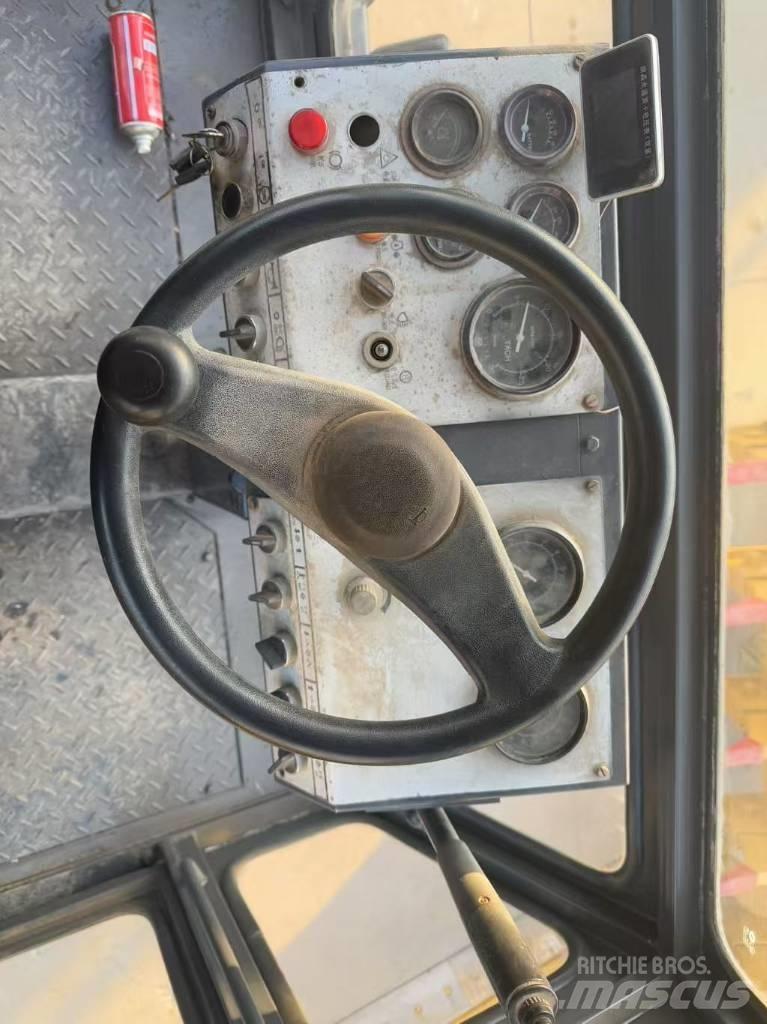 Dynapac CC 211 Cilindri compactori dubli