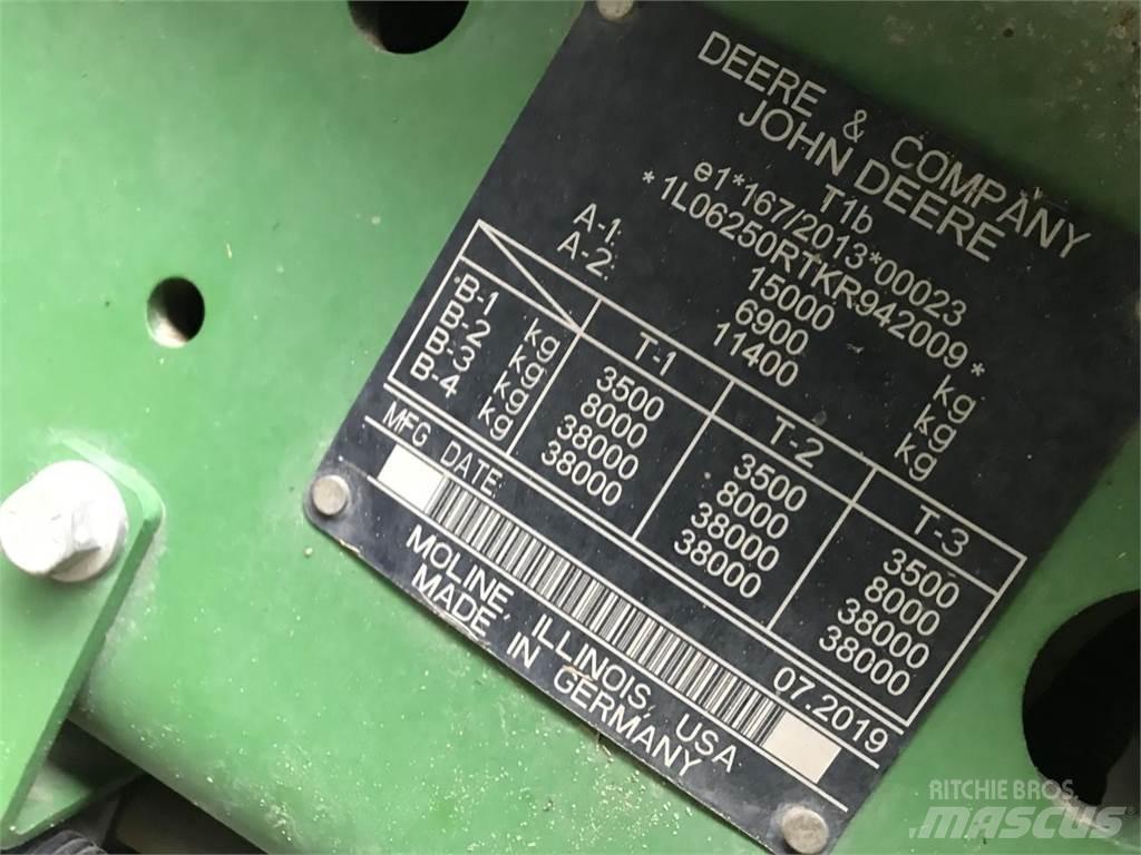 John Deere 6250R Tractoare