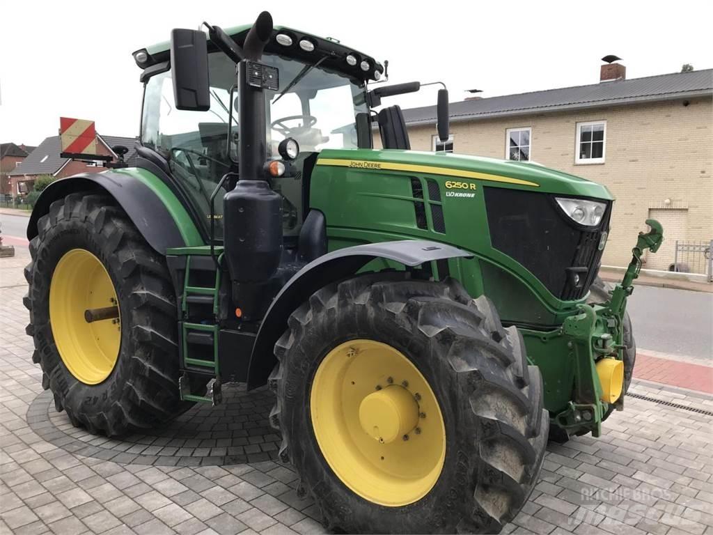 John Deere 6250R Tractoare
