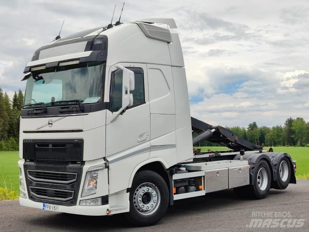 Volvo FH 540 Camion cu carlig de ridicare
