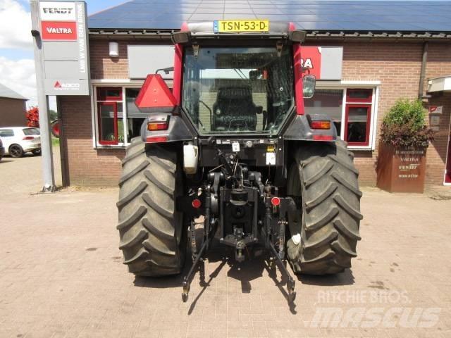 Valtra A93 HITECH Tractoare