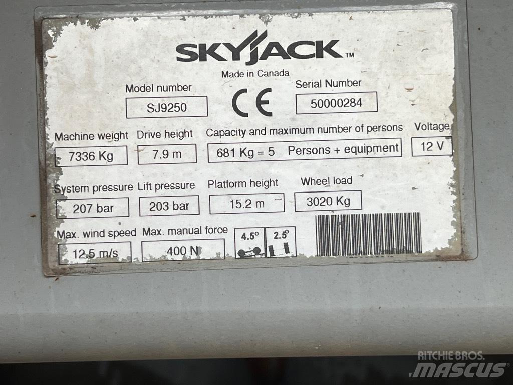 SkyJack SJ 9250 Platforme foarfeca