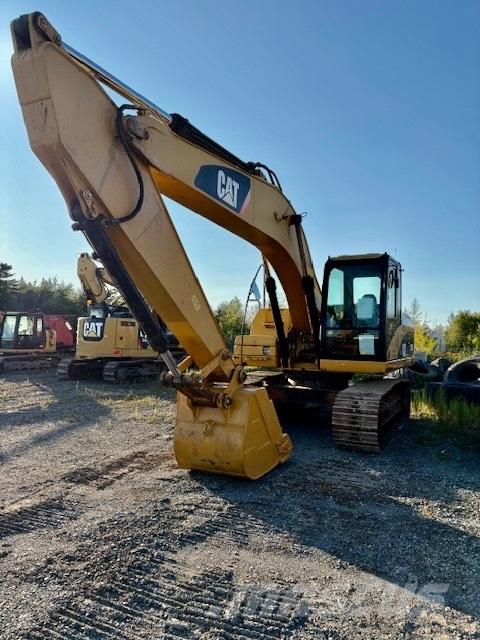CAT 320 D Excavatoare pe șenile

