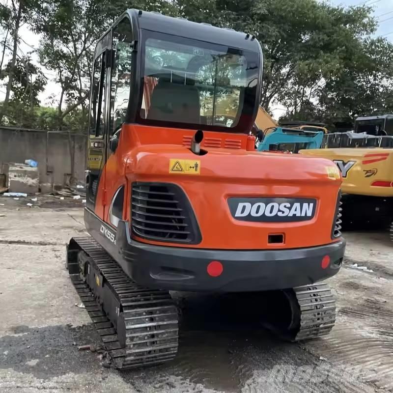 Doosan DX55-9C Mini excavatoare < 7t