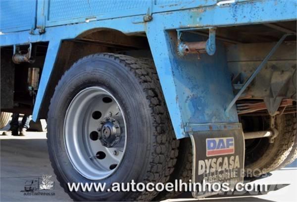 DAF 1900 Turbo Camioane platforma/prelata