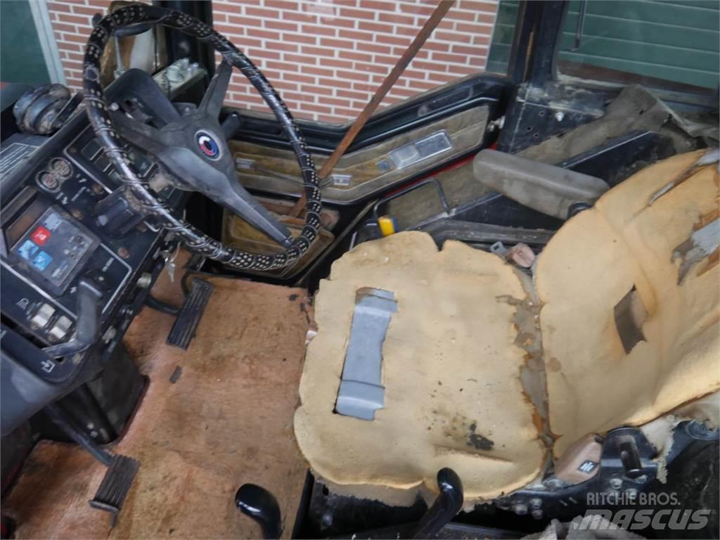 Case IH IHC 3588 Tractoare