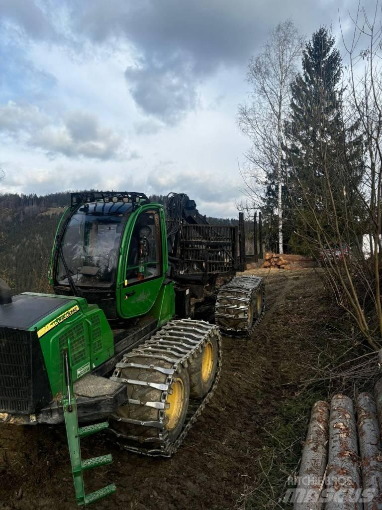 John Deere 1110 E Transportoare