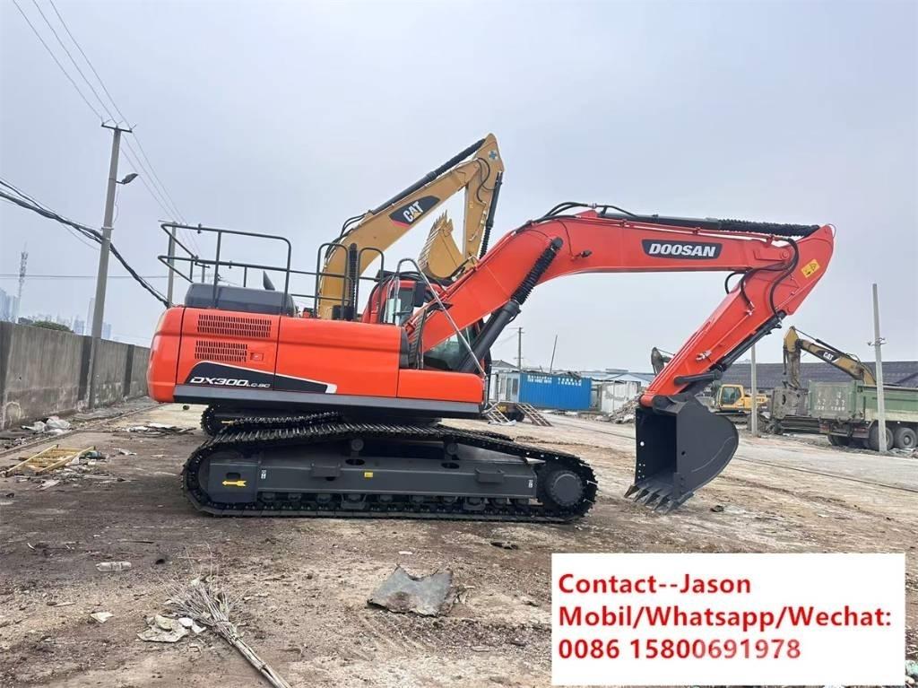 Doosan DX 300 LCA Excavatoare pe șenile

