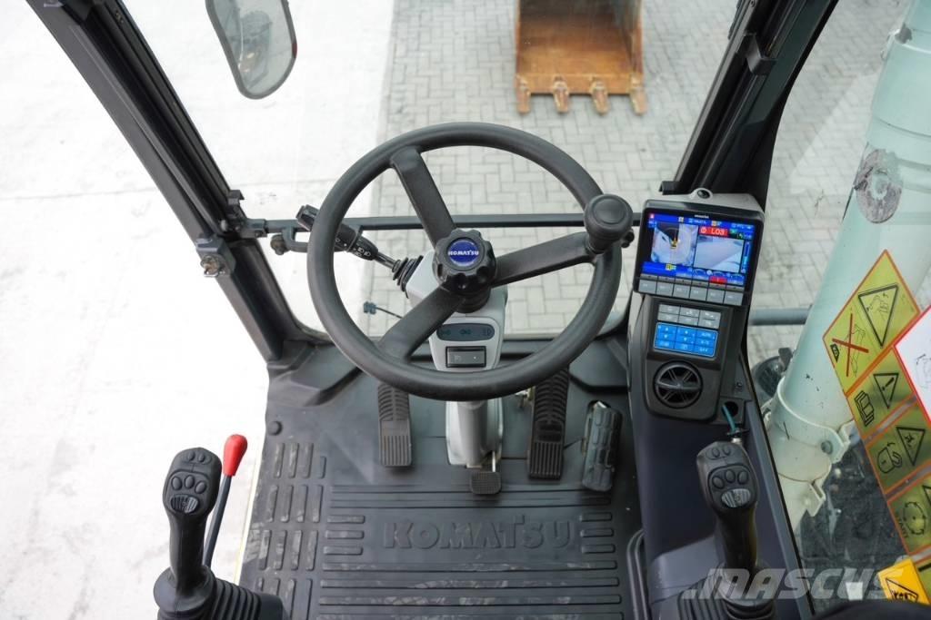 Komatsu PW 148-11 Excavatoare cu roti