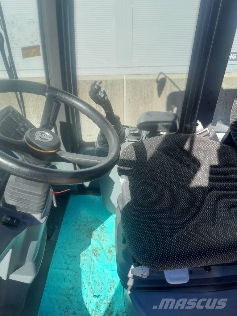 Volvo L35GS Incarcator pe pneuri