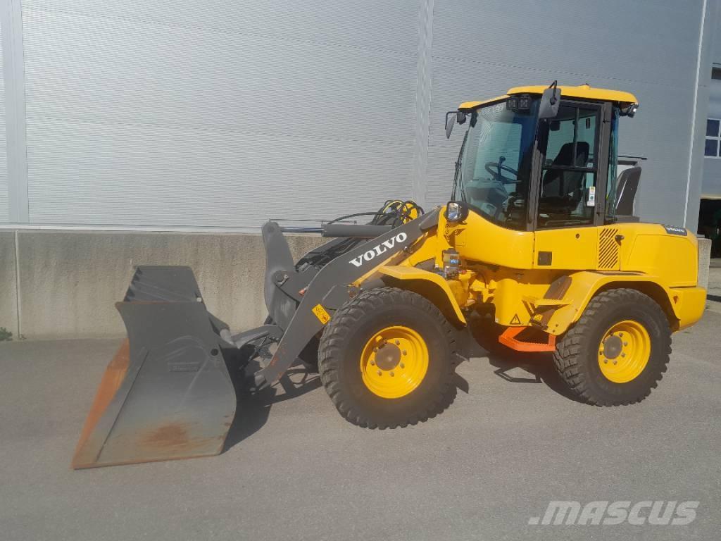 Volvo L35GS Incarcator pe pneuri