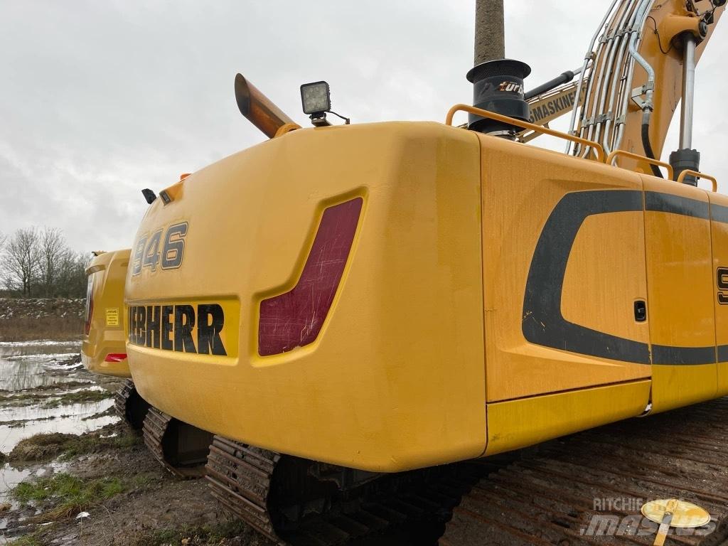 Liebherr R 946 Excavatoare cu brat lung