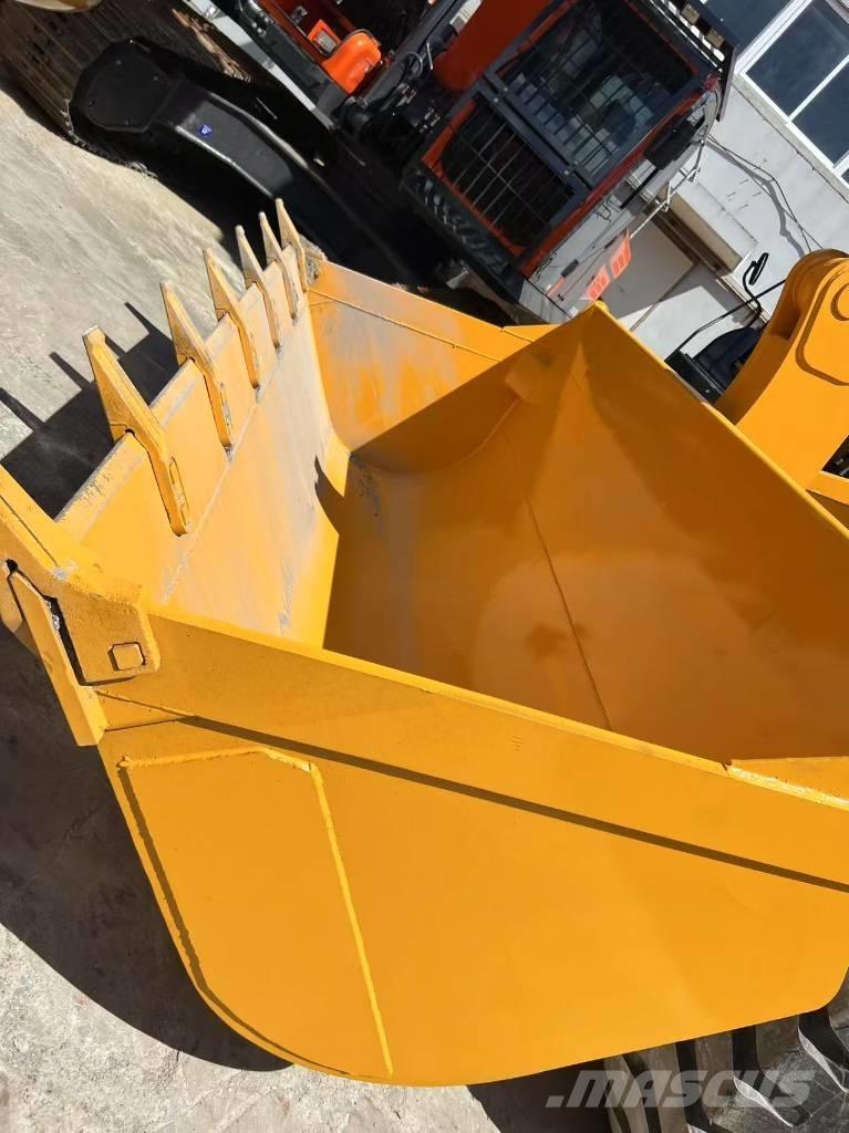 SDLG LG 958 L Incarcator pe pneuri