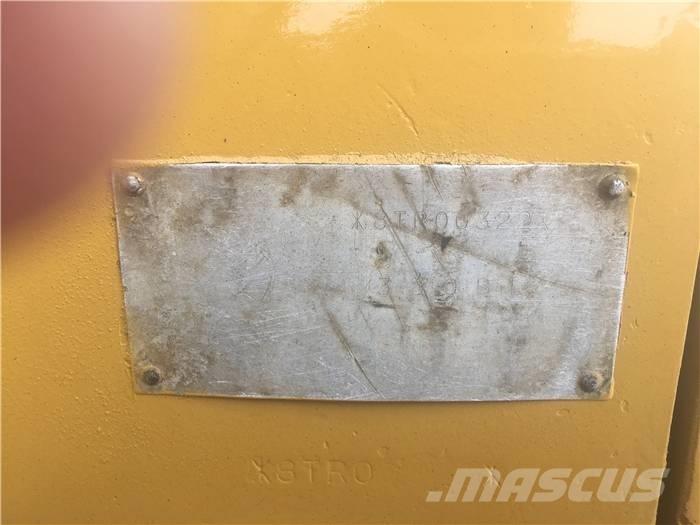 CAT 330 B Excavatoare pe șenile
