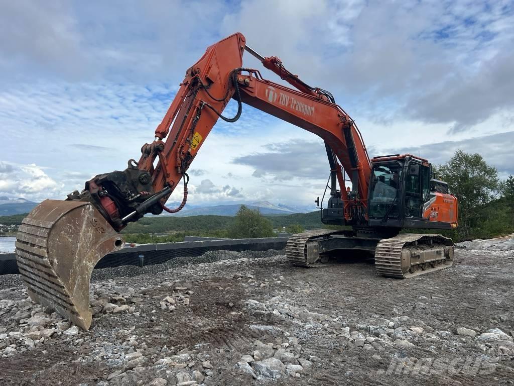 Hitachi ZX 300 LC-7 Excavatoare pe șenile
