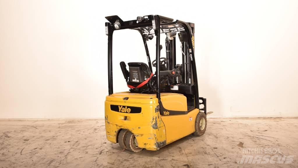 Yale ERP 20 VT Stivuitor electric