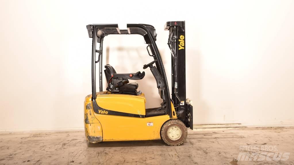 Yale ERP 20 VT Stivuitor electric