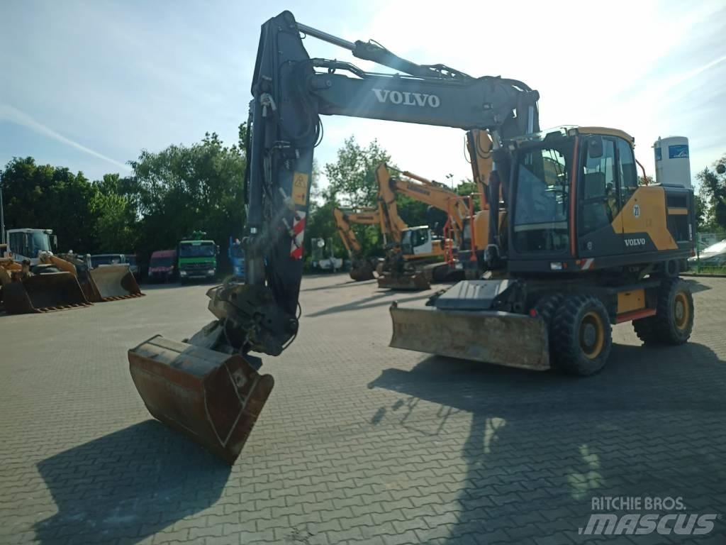 Volvo EW 180 E Excavatoare cu roti