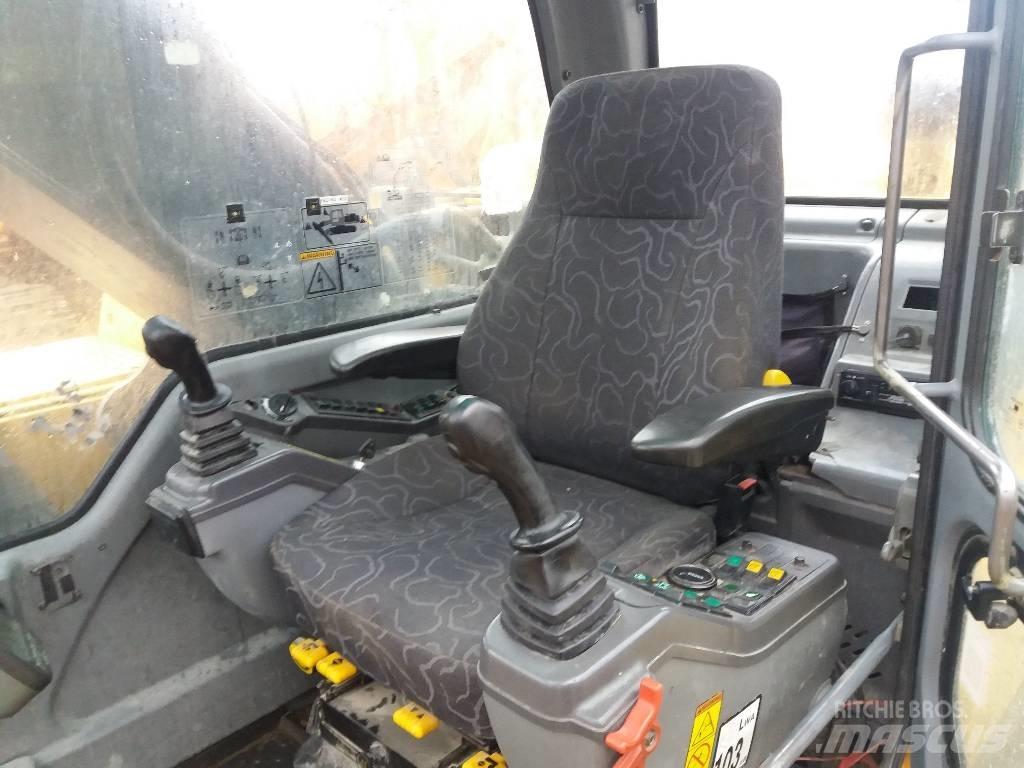 Volvo EC 240 B LC Excavatoare pe șenile
