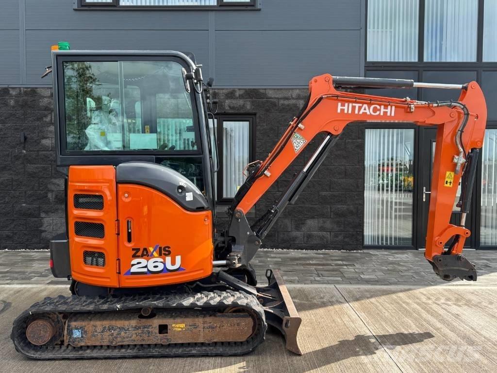 Hitachi ZX 26 U-6 Mini excavatoare < 7t