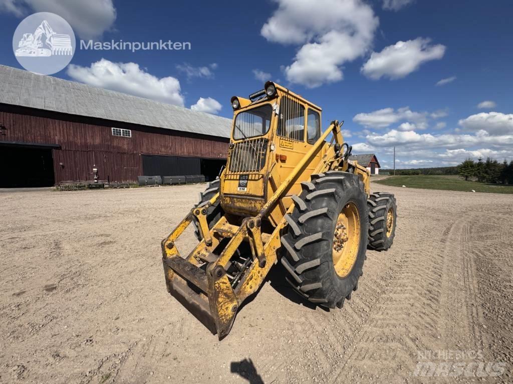 Volvo BM 840 Incarcator pe pneuri