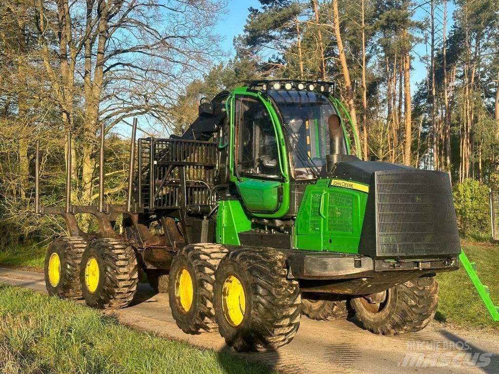 John Deere 1210 E Transportoare