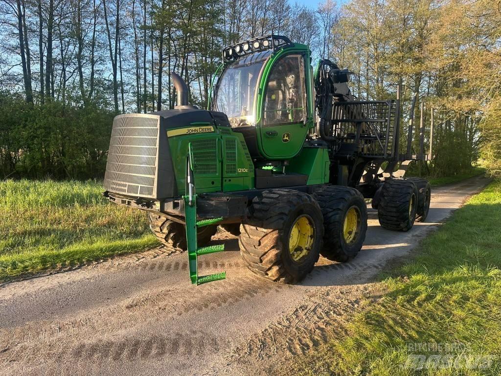 John Deere 1210 E Transportoare