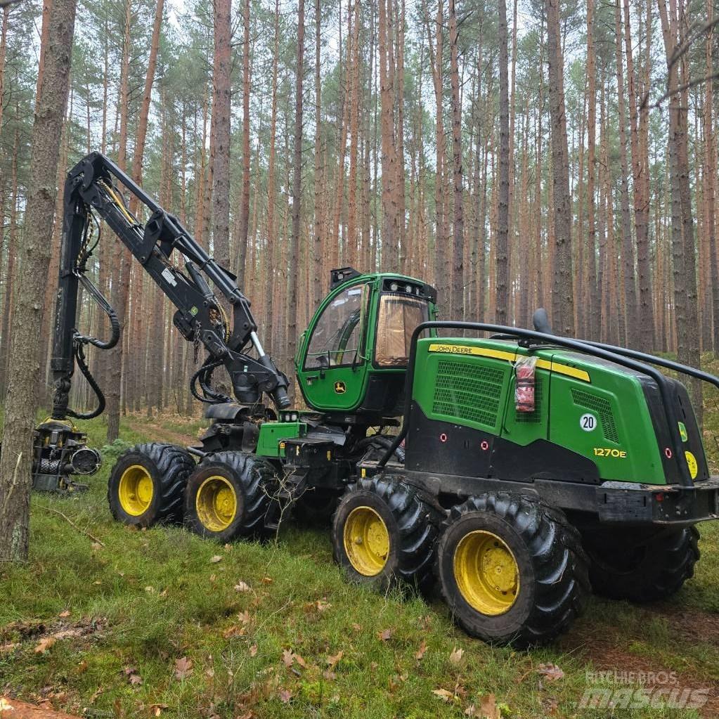 John Deere 1270E Combine forestiere