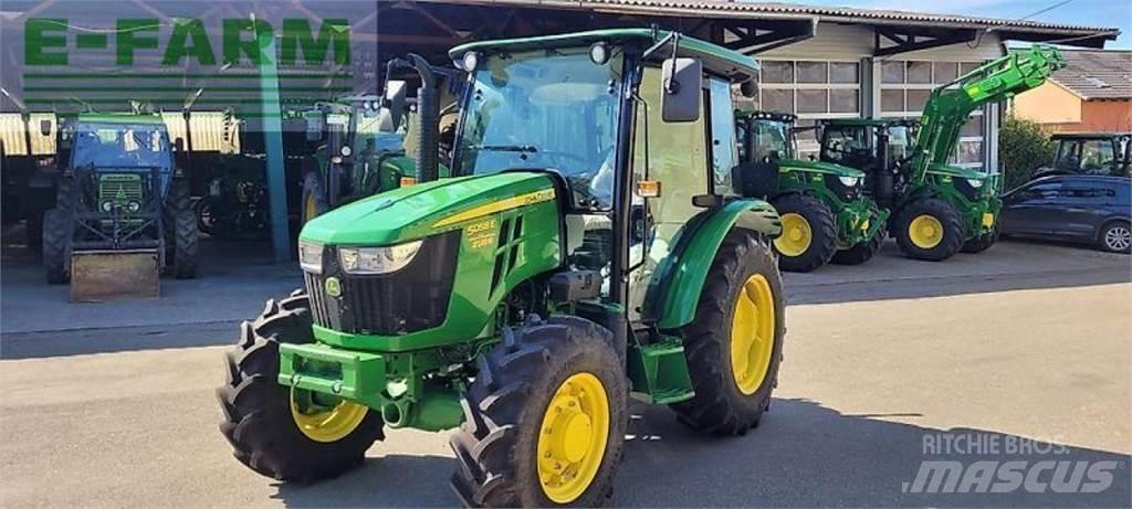 John Deere 5058e Tractoare