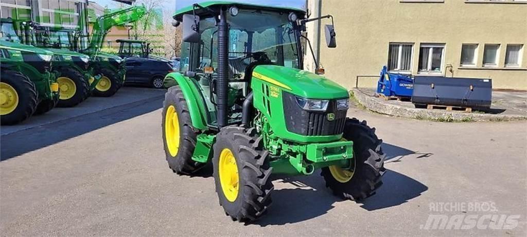 John Deere 5058e Tractoare