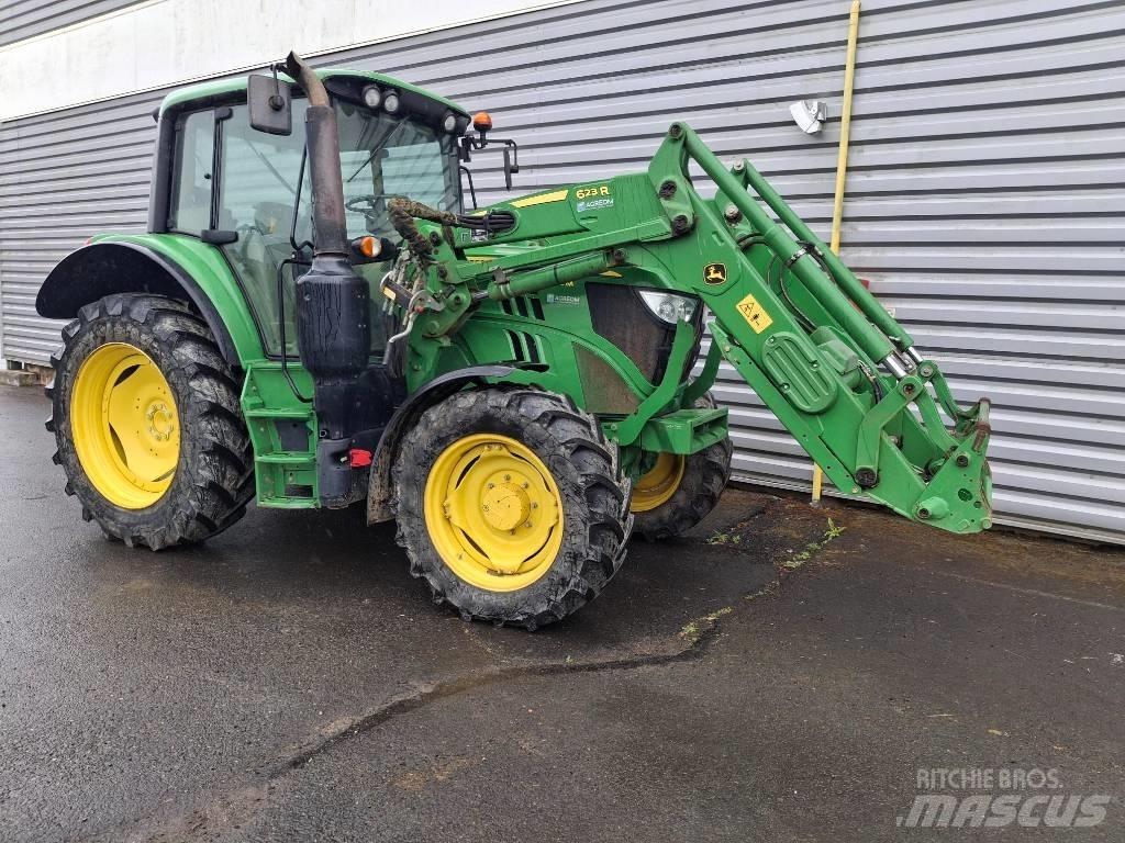John Deere 6110 Tractoare