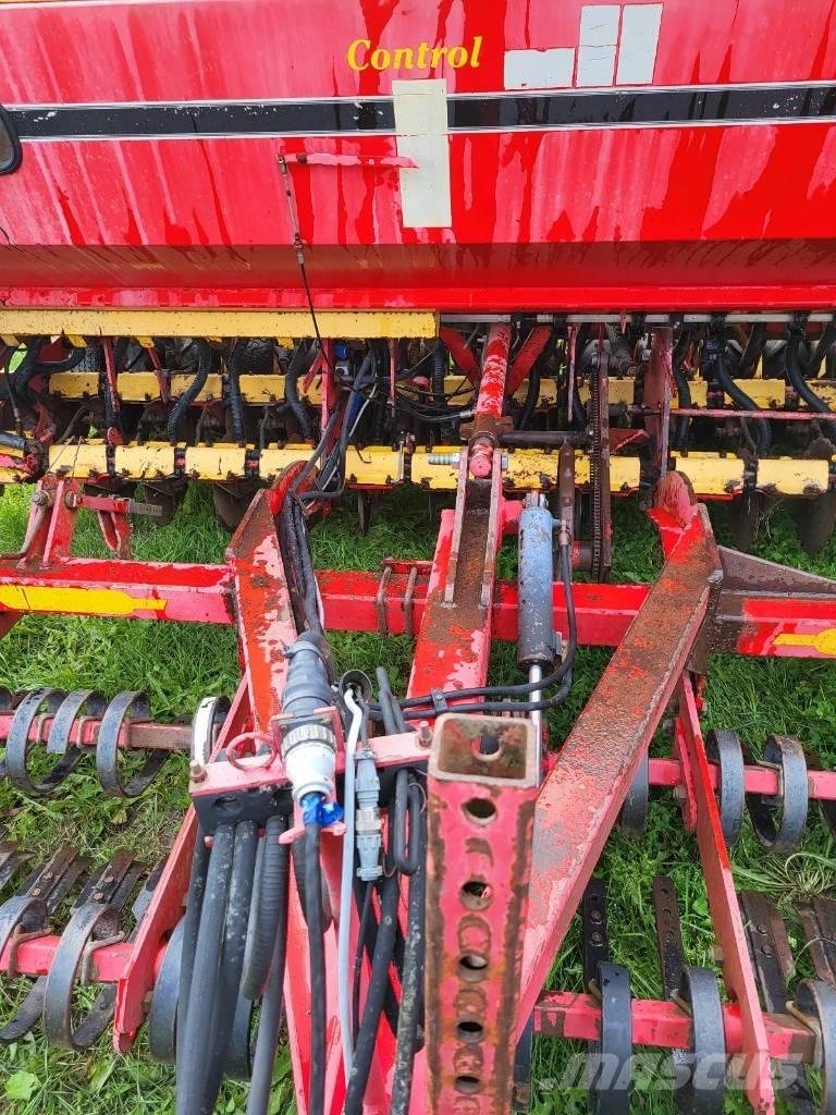 Väderstad Rapid 400C Perforatoare