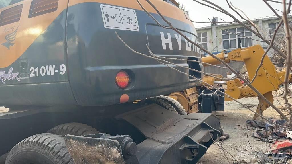 Hyundai DH210W-9 Excavatoare cu roti