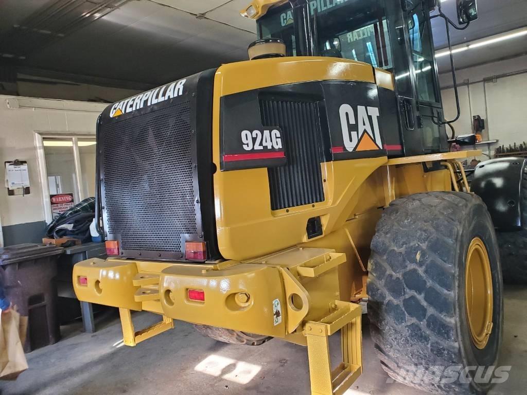 CAT 924 G Incarcator pe pneuri