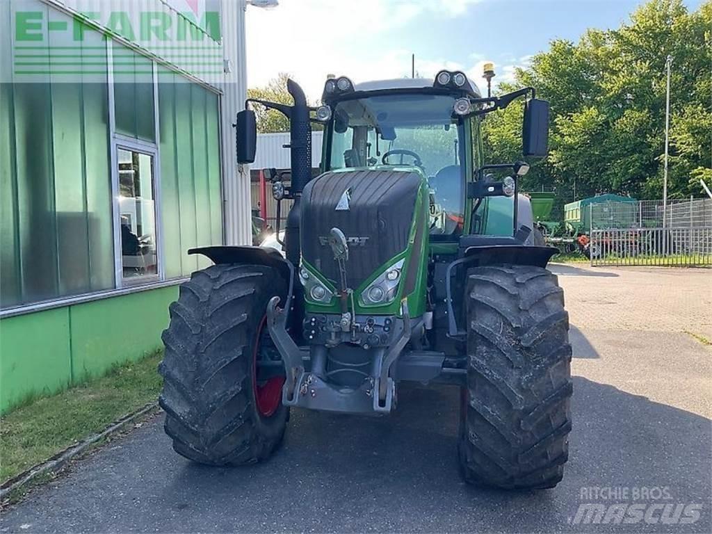 Fendt 828 vario s4 Tractoare